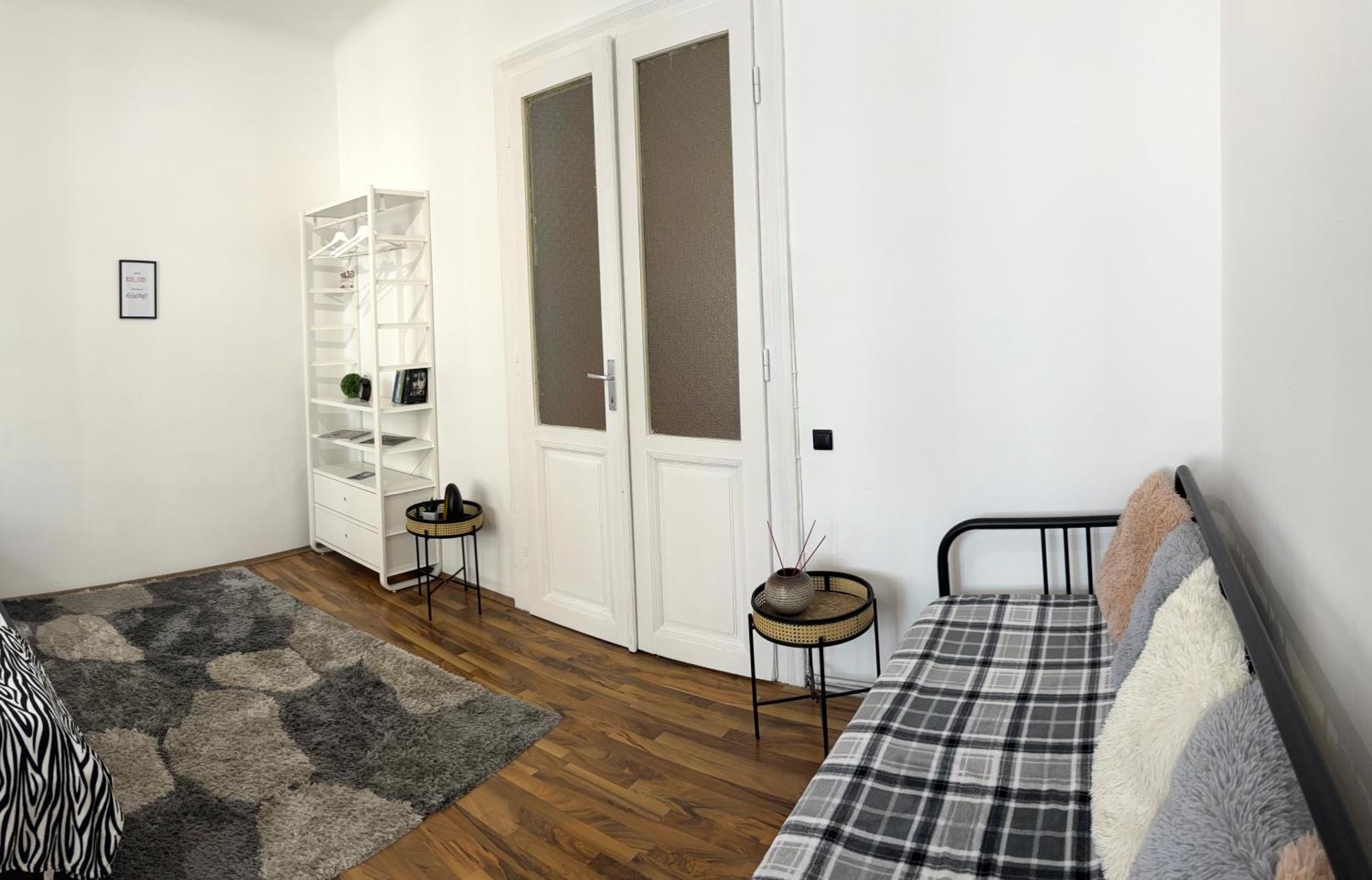 Big And Comfortable Mariahilfer Apartment Viena Exterior foto